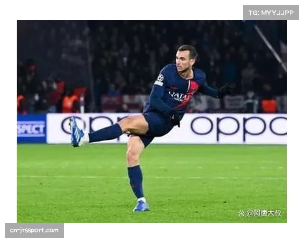 巴黎圣日耳曼全面升级更衣室打造舒适高效球员休息与恢复新空间